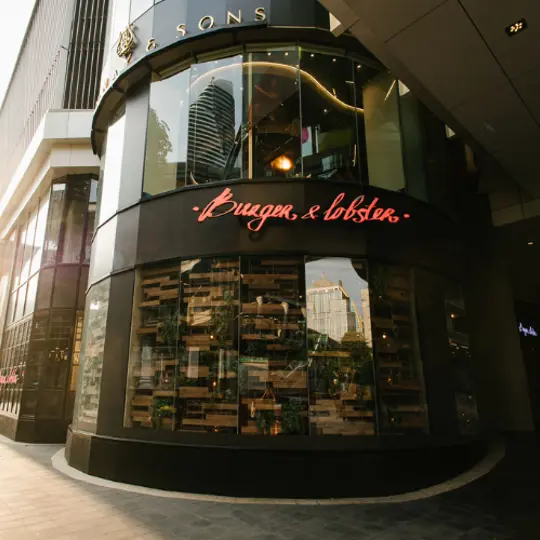 Gaysorn Village Restaurant Exterior